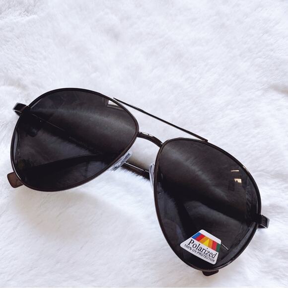 Irene Black Aviator Stylish Polarized Sunglasses - Picture 4 of 12